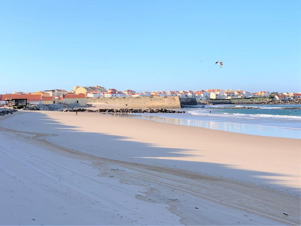 Casa Do Bairro By Cosycasa Praia Peniche Exterior photo